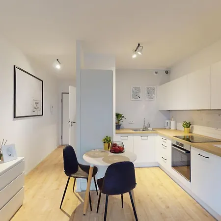 Riverside Industrial - Sauna-gym- In Style By Wroapart-pl -air-conditioning-all-spa-fitness شقة *