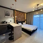 Apartmán Riverside Industrial - Sauna-gym- In Style By Wroapart-pl -air-conditioning-all-spa-fitness Vratislav
